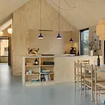 3 Bedroom Stunning In *